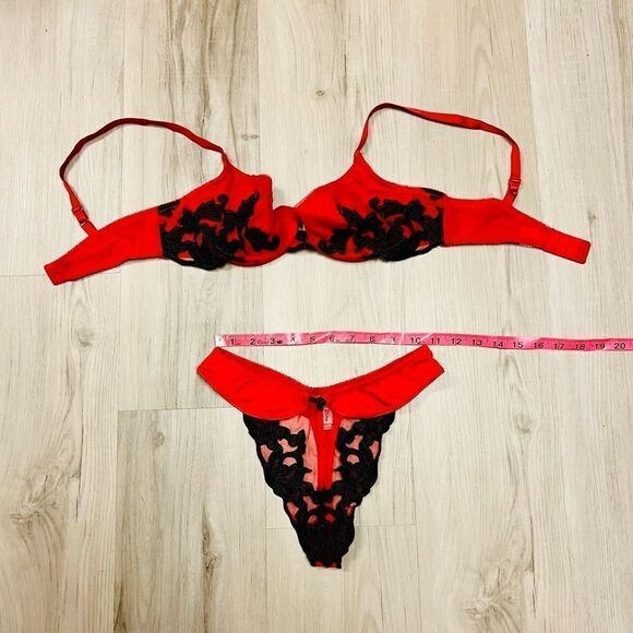 Vintage Y2K Felina bra and thong set in red mesh and black floral embroidery 34C - Picture 7 of 14